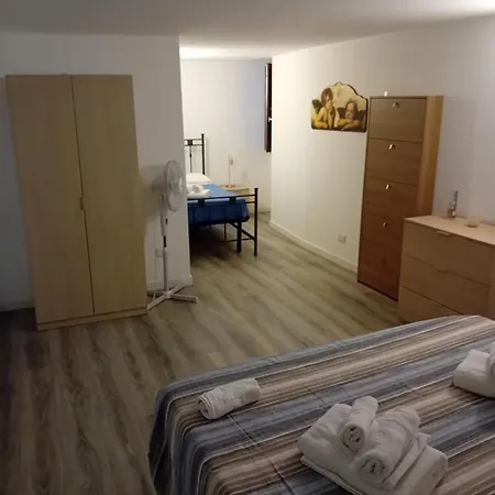 Apartment Vernagallo's House *